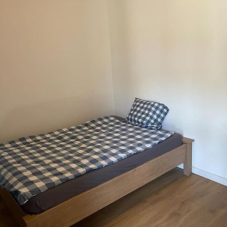 Lovely 1 Private Bedroom With Garden View Rotterdam Zewnętrze zdjęcie