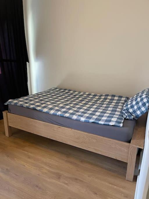 Lovely 1 Private Bedroom With Garden View Rotterdam Zewnętrze zdjęcie
